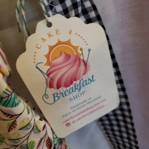 Spring retto cotton apron pastel pink green with snail pattern 🐌 - Picture 5 of 5